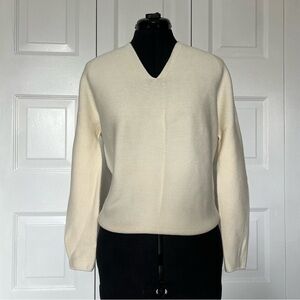 Uniqlo Cotton V-neck Sweater | Size: S